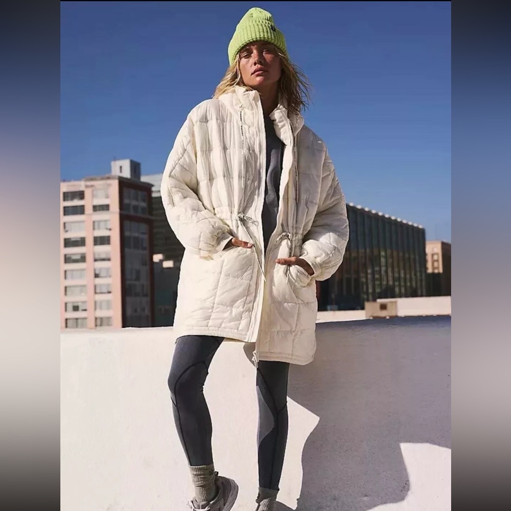 Free People Movement Patricia Packable Poncho Puffer Coat Oversized Cream Medium